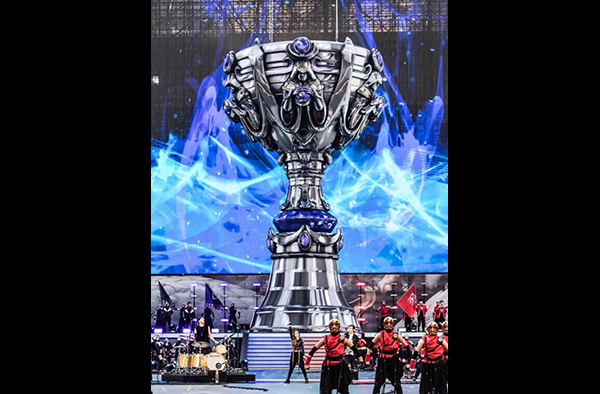 【赛后战报】强度拉满！BLG让一追二战胜TES