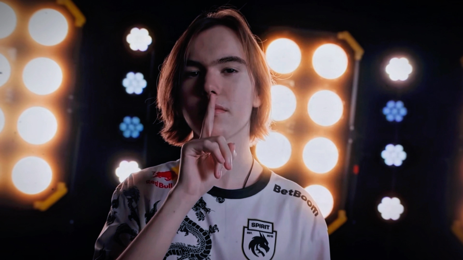 反恐精英2创造了新的在线峰值：是真正的成就还是统计欺诈？