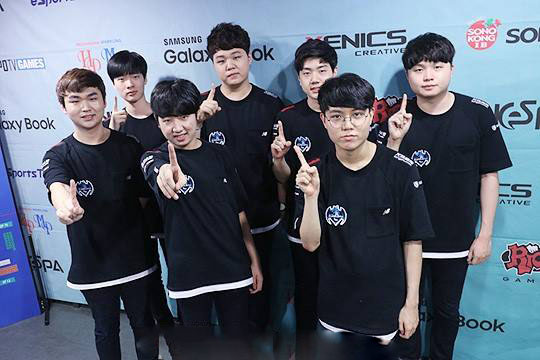 Virtus.pro 在 BLAST Open Fall 2025 失利后将 electroNic 放入替补席